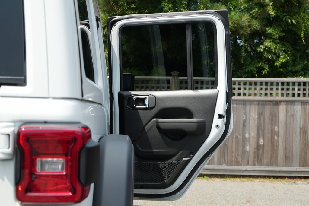 2025 Jeep Wrangler 4-Door Willys - Photo 14