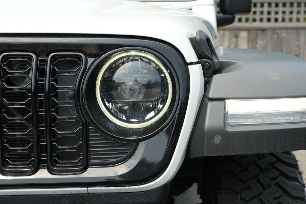 2025 Jeep Wrangler 4-Door Willys - Photo 16