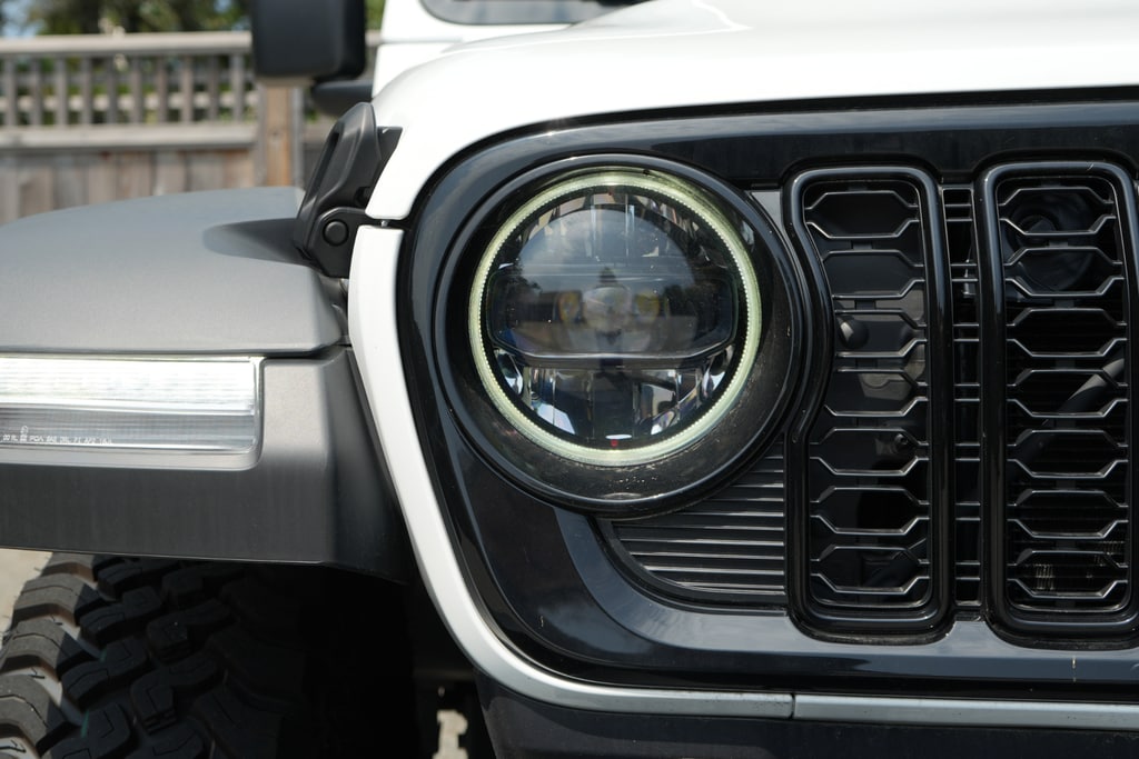 2025 Jeep Wrangler 4-Door Willys - Photo 17