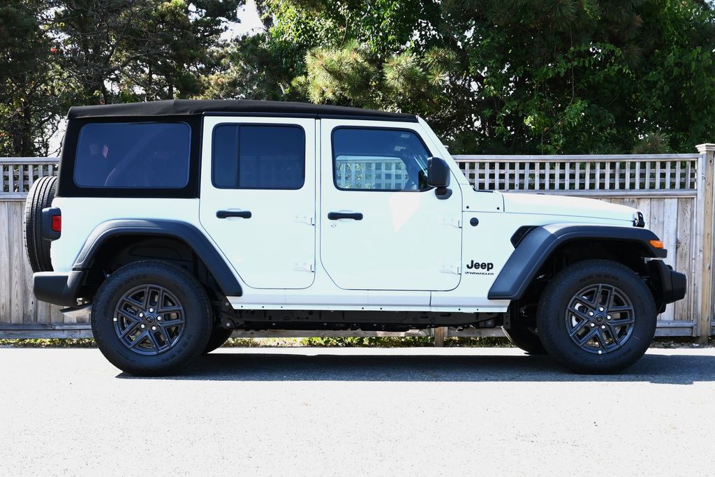 2025 Jeep Wrangler 4-Door Sport S - Photo 10