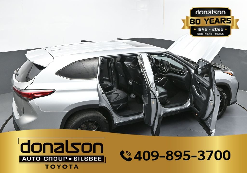 2022 Toyota Highlander XLE - Photo 34