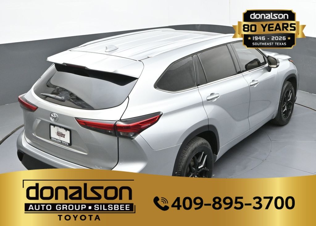 2022 Toyota Highlander XLE - Photo 29