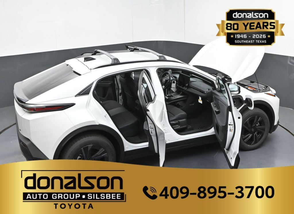 2026 Toyota C-HR SE - Photo 31