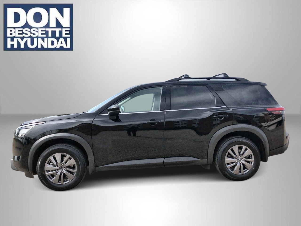 2024 Nissan Pathfinder SV 4WD's photo
