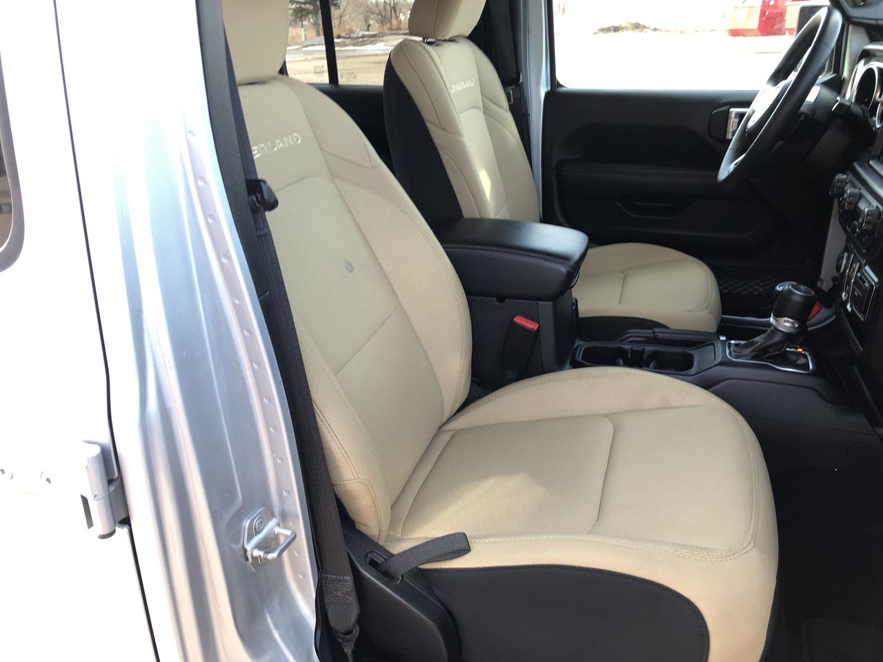 2023 Jeep Gladiator Overland - Photo 25