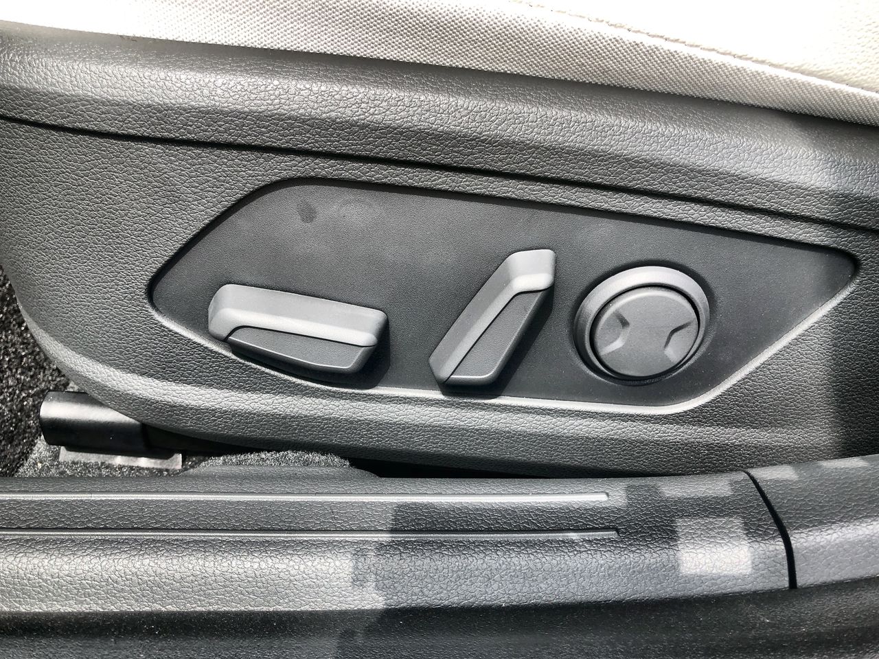 2025 Hyundai Sonata Hybrid Limited - Photo 12