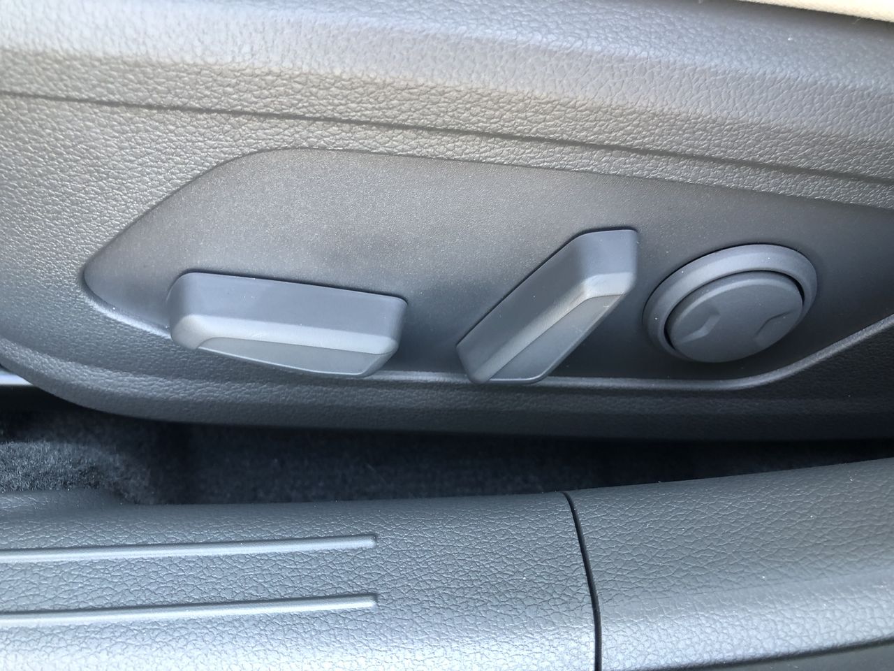 2025 Hyundai Sonata Hybrid Limited - Photo 12
