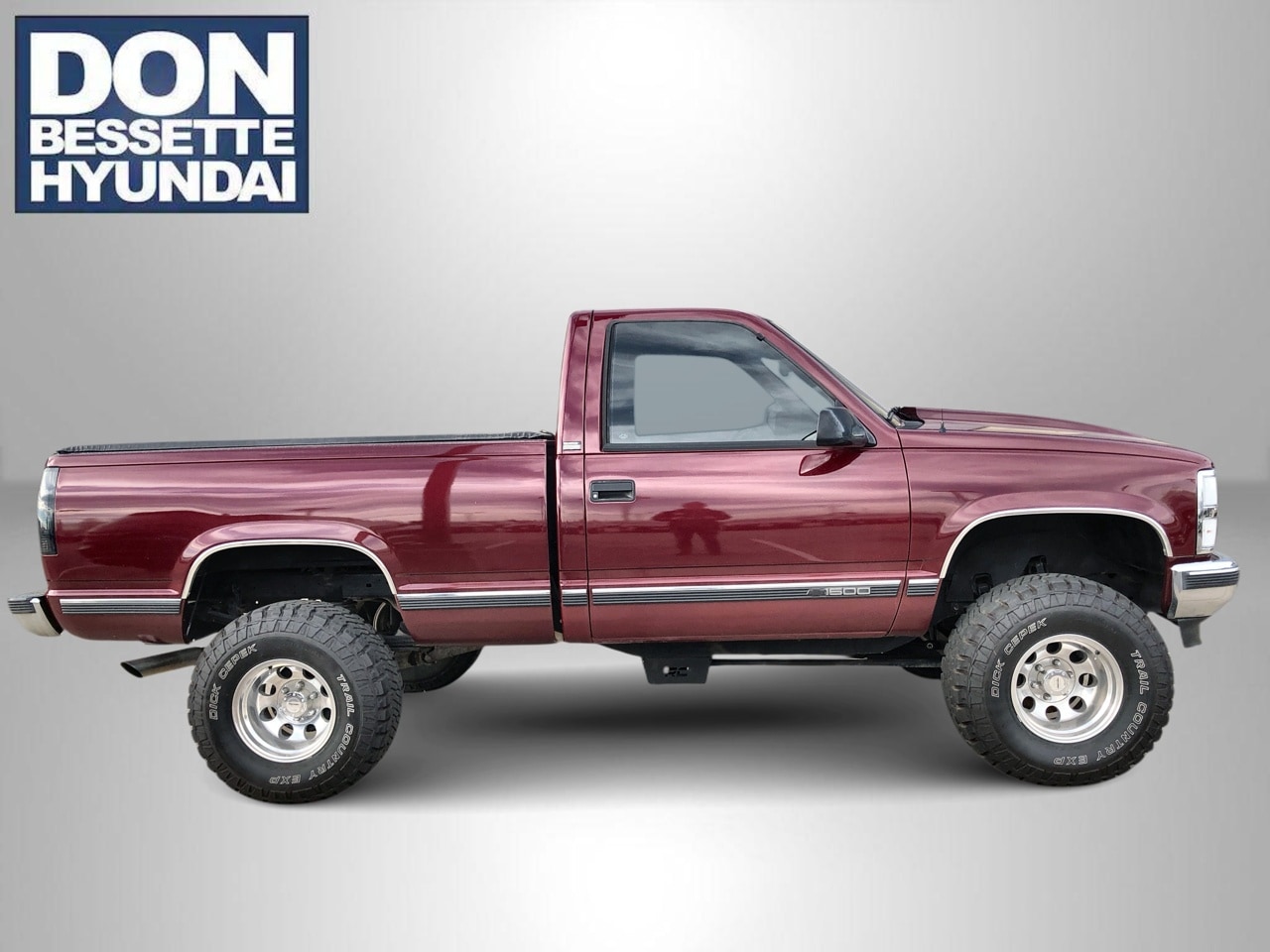 1988 GMC GMT400's photo