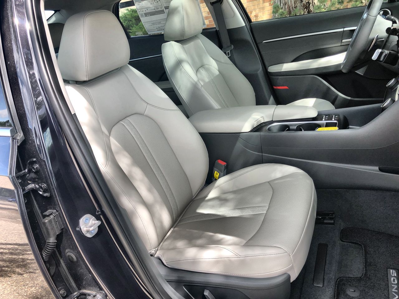 2025 Hyundai Sonata Hybrid Limited - Photo 25