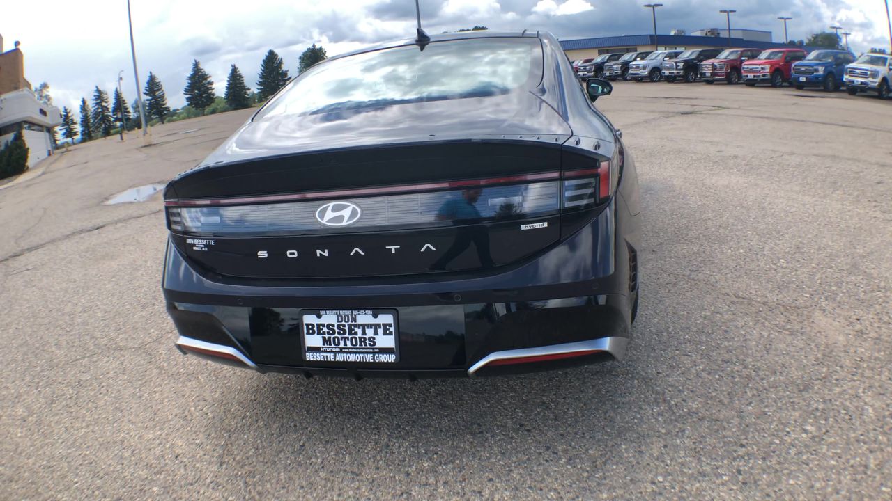 2025 Hyundai Sonata Hybrid Limited - Photo 7
