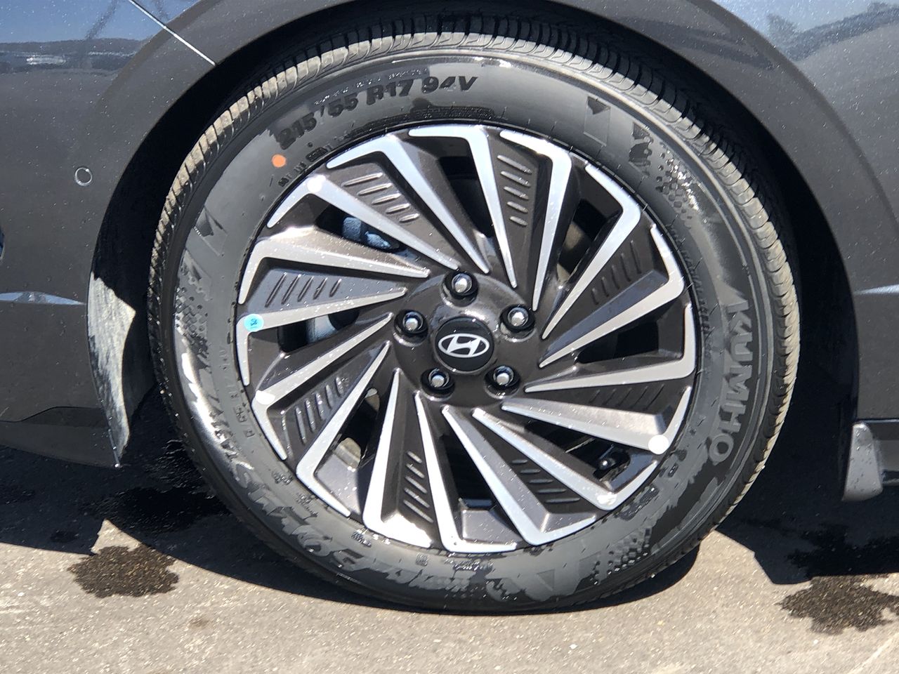 2025 Hyundai Sonata Hybrid Limited - Photo 10