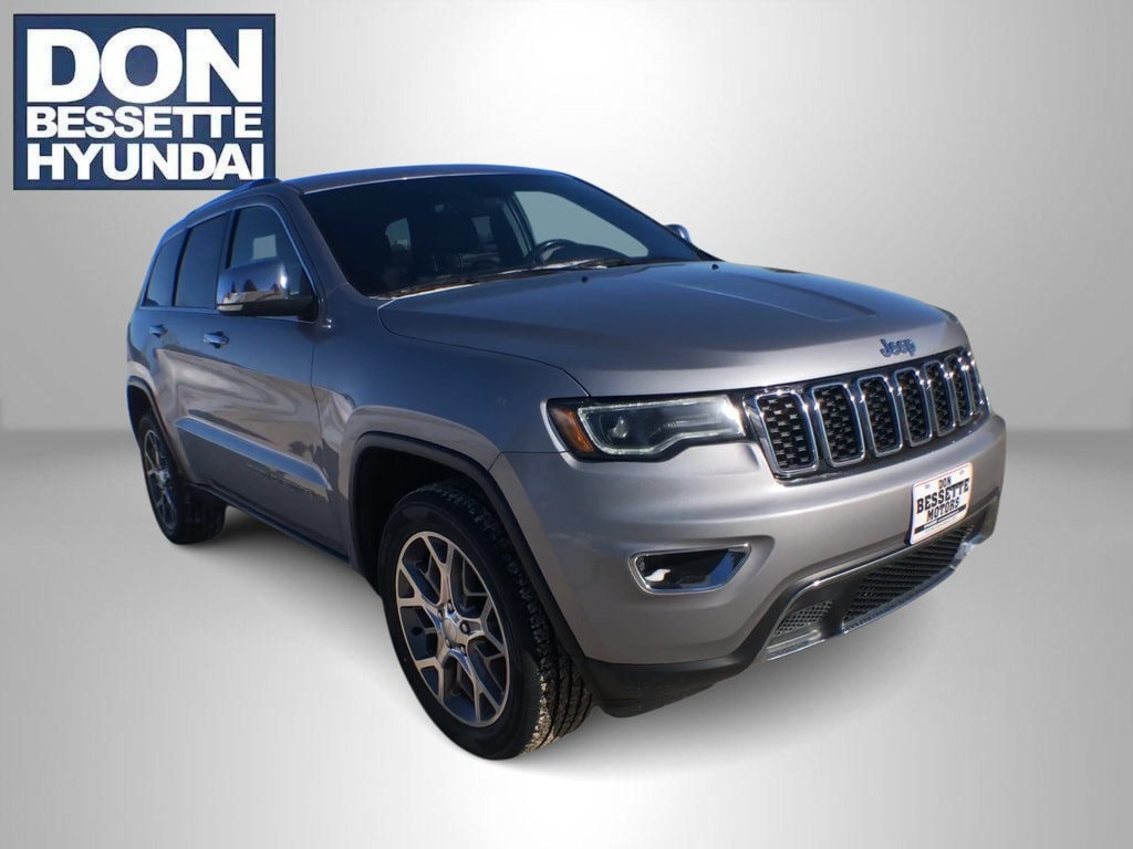 Used 2019 Jeep Grand Cherokee Limited with VIN 1C4RJFBGXKC765770 for sale in Minot, ND