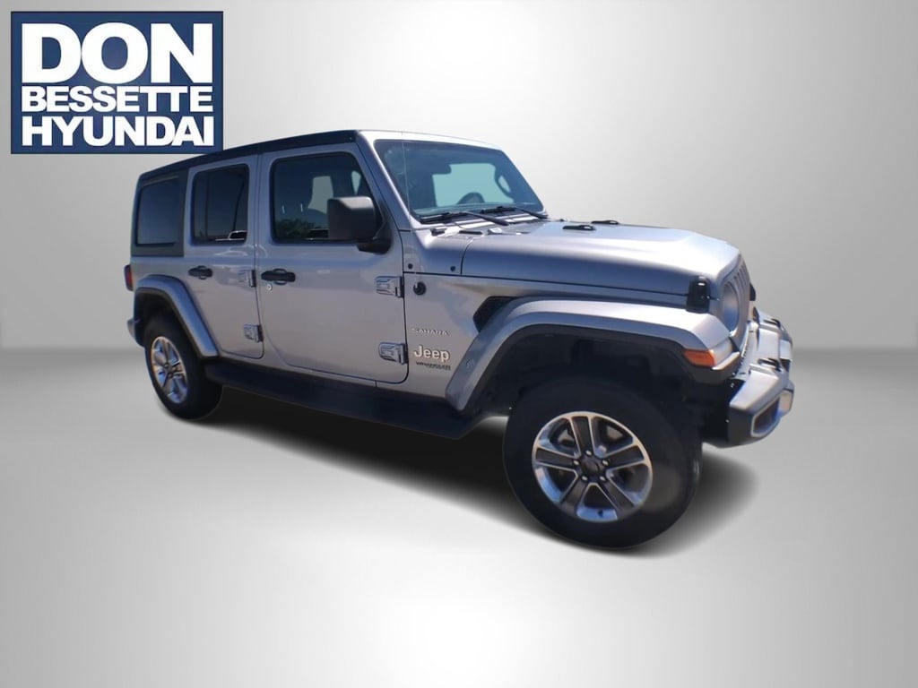 Used 2020 Jeep Wrangler Unlimited Sahara with VIN 1C4HJXEN1LW183262 for sale in Minot, ND