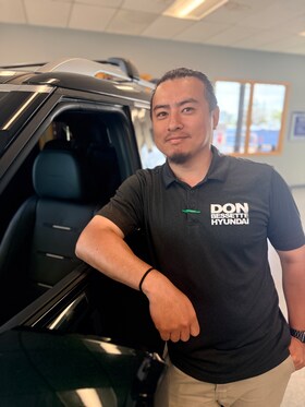 Staff member Rui Endo from ID_080941a95bf6