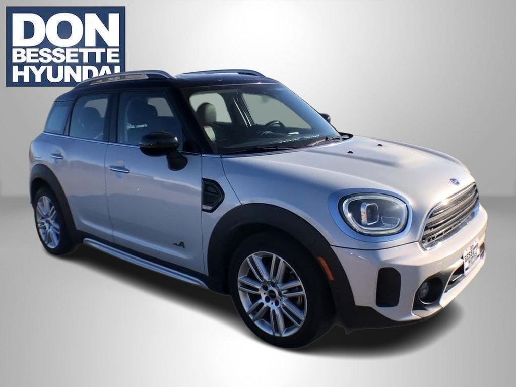 Used 2022 MINI Countryman Oxford Edition with VIN WMZ43BR07N3N50504 for sale in Minot, ND