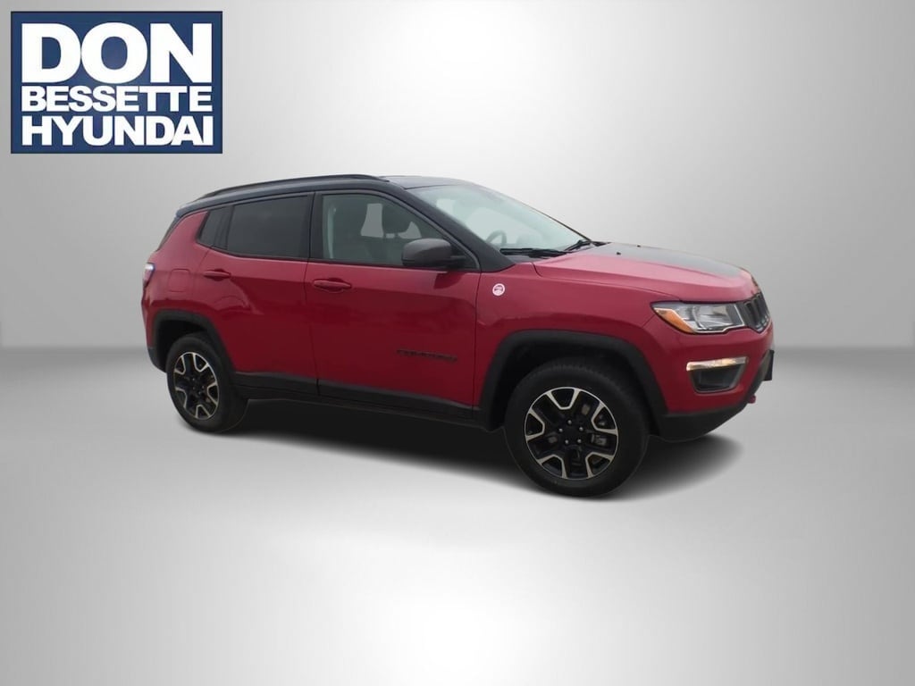 Used 2021 Jeep Compass Trailhawk with VIN 3C4NJDDB5MT590663 for sale in Minot, ND