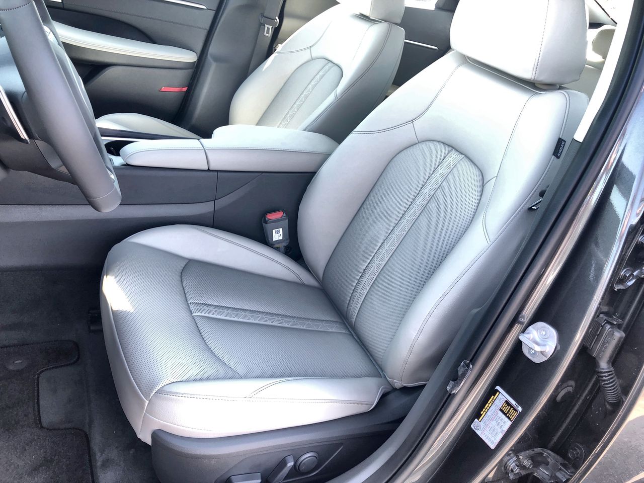 2025 Hyundai Sonata Hybrid Limited - Photo 11