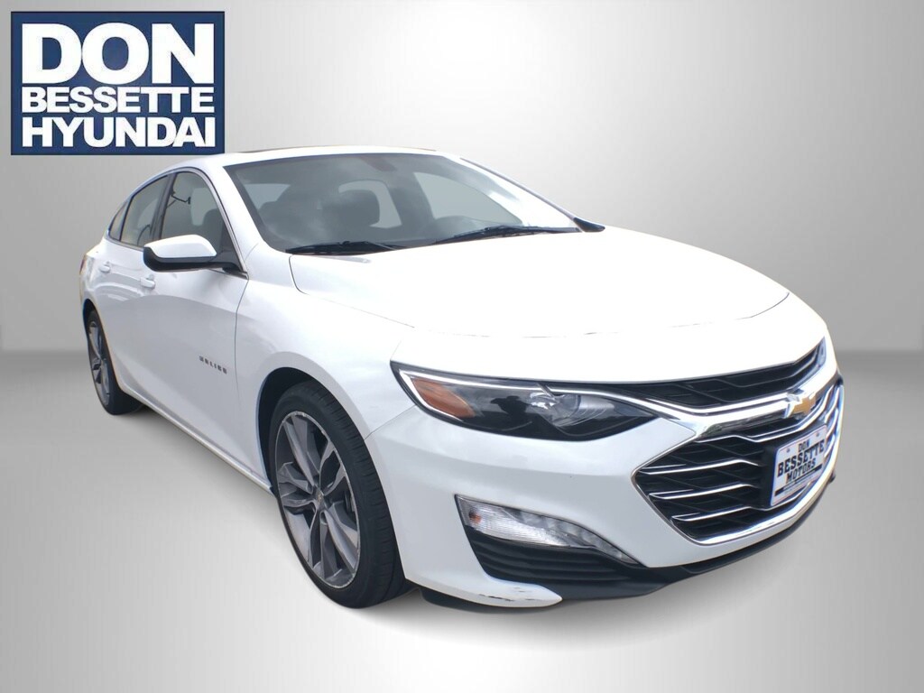 Used 2022 Chevrolet Malibu 1LT with VIN 1G1ZD5ST4NF174120 for sale in Minot, ND
