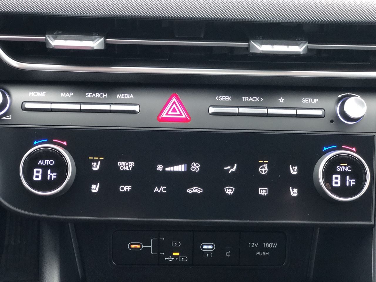 2025 Hyundai Sonata Hybrid Limited - Photo 19