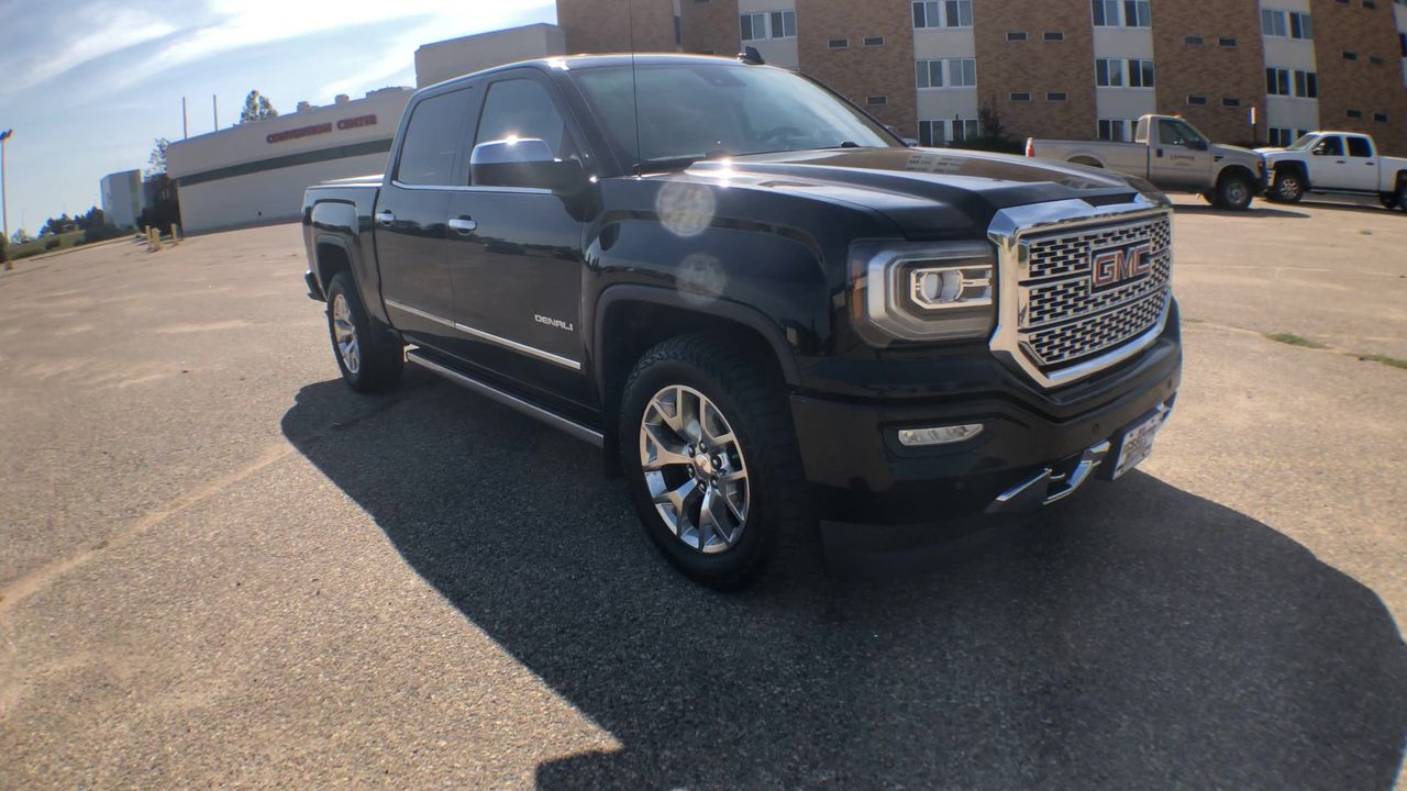 2017 Gmc Sierra 1500 Denali photo 2