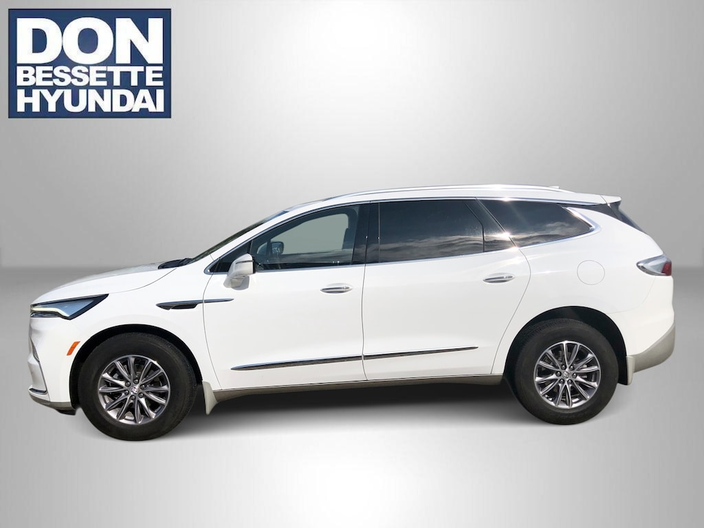 Used 2024 Buick Enclave Premium Sport Utility