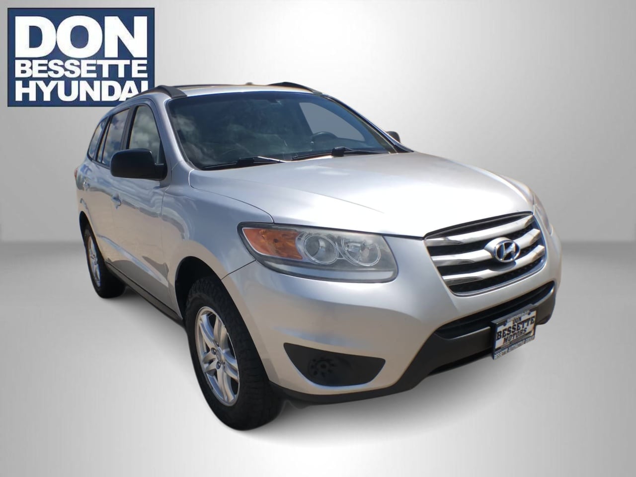 Used 2012 Hyundai Santa Fe GLS with VIN 5XYZGDAB5CG115296 for sale in Minot, ND