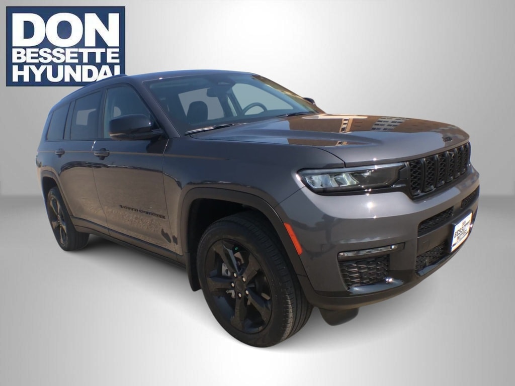 Used 2024 Jeep Grand Cherokee L Limited with VIN 1C4RJKBG5R8937595 for sale in Minot, ND