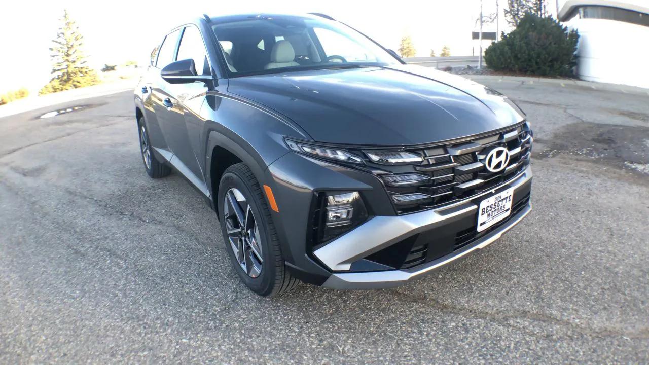 2026 Hyundai Tucson SEL Convenience photo 2