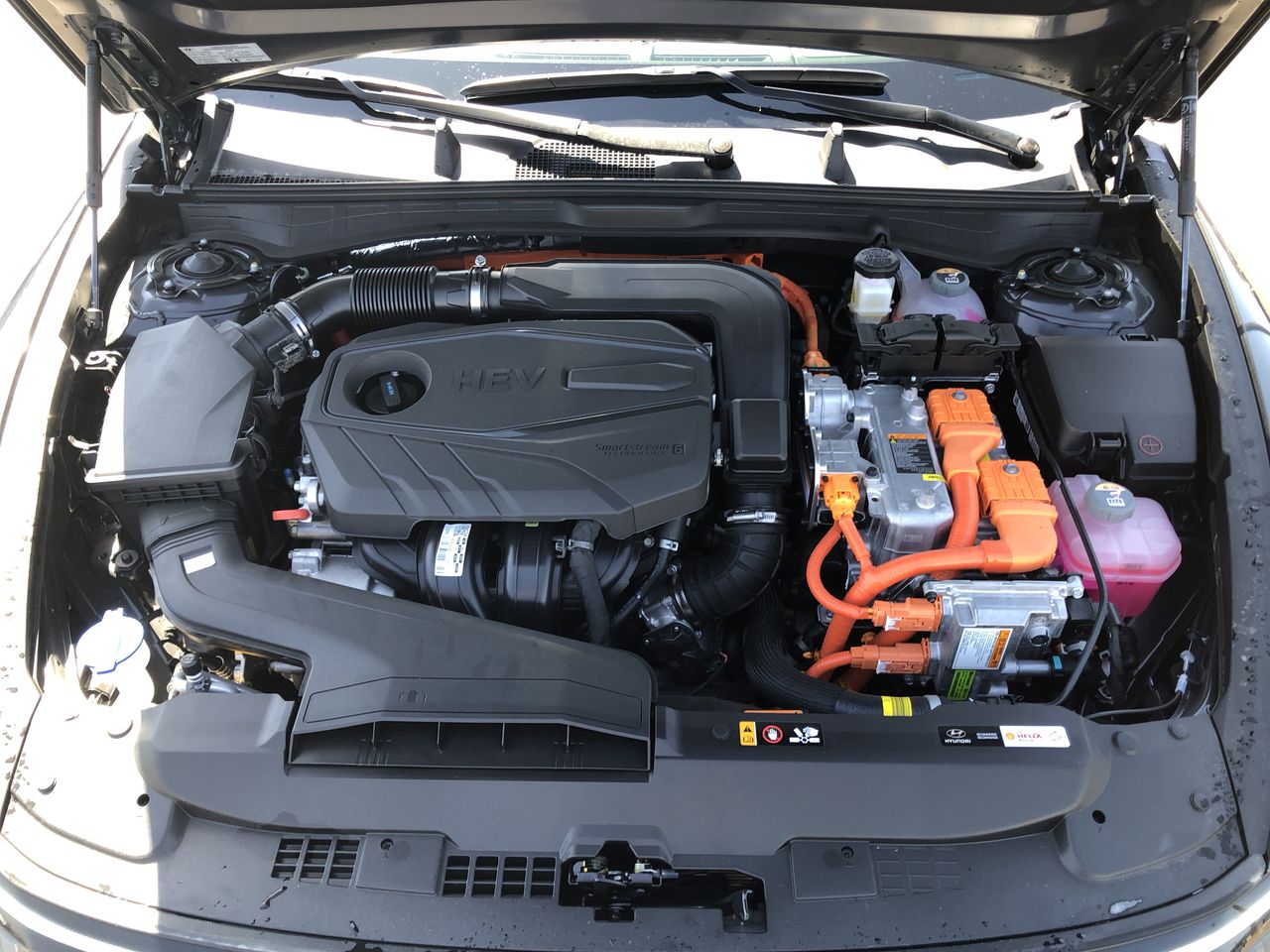 2025 Hyundai Sonata Hybrid Limited - Photo 26