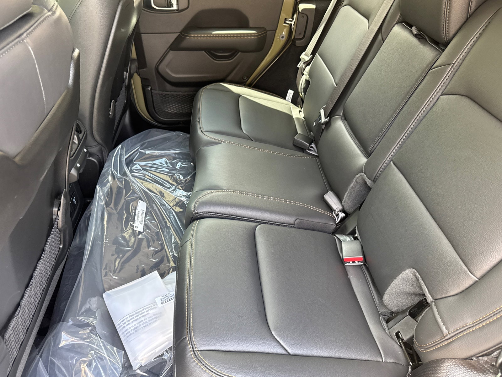 2026 Jeep Wrangler 4-Door Sahara - Photo 23