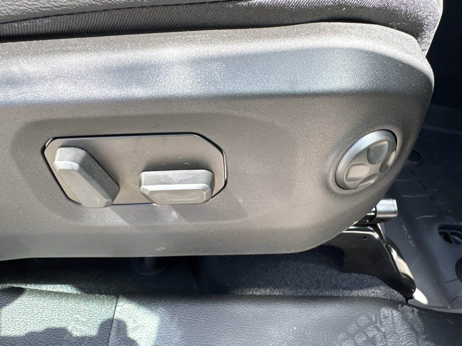 2026 Jeep Wrangler 4-Door Sahara - Photo 16