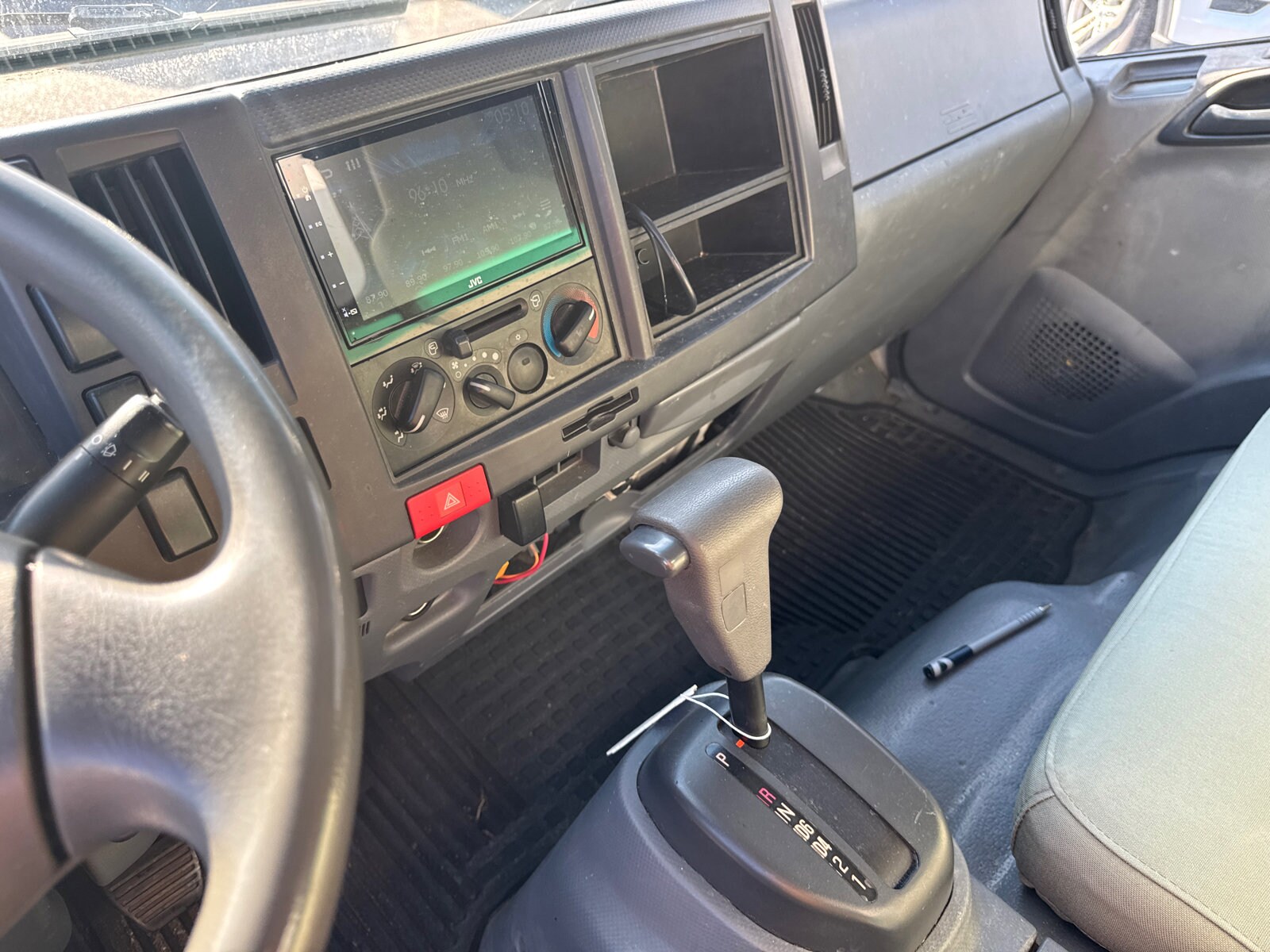 2012 Isuzu NPR HD - Photo 17