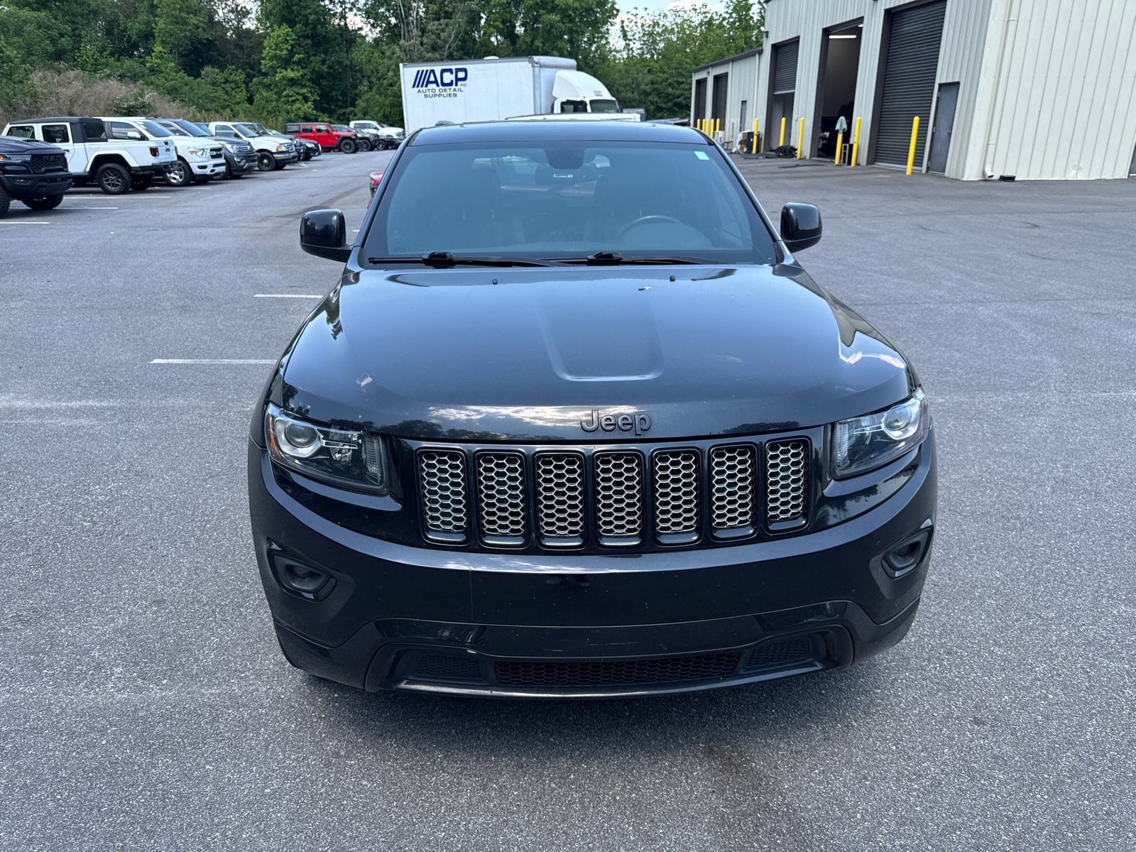 Used 2015 Jeep Grand Cherokee Altitude with VIN 1C4RJEAG7FC693766 for sale in Commerce, GA