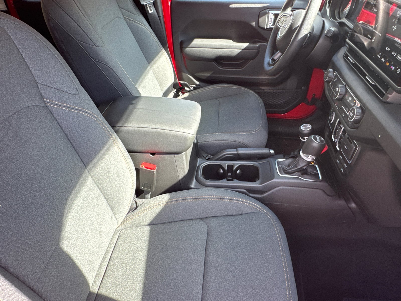 2026 Jeep Wrangler 4-Door Sport - Photo 15