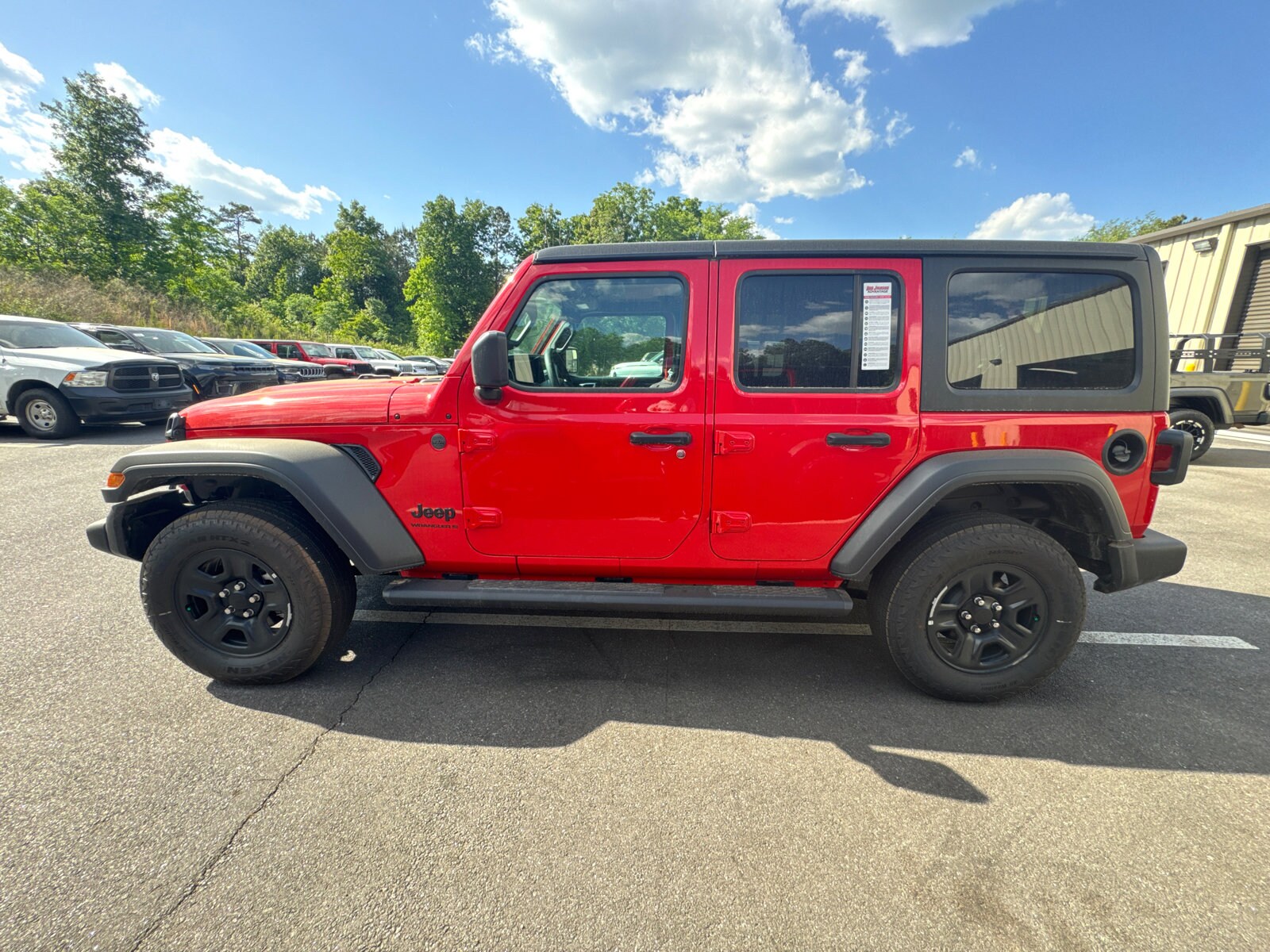 2026 Jeep Wrangler 4-Door Sport - Photo 9