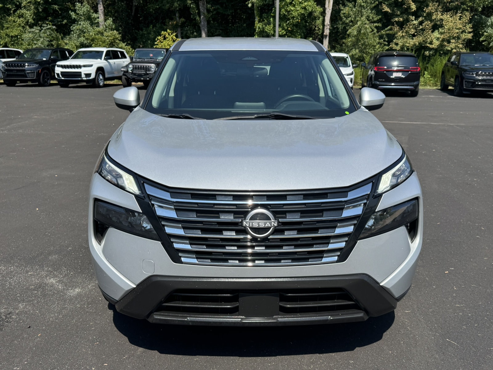 Used 2024 Nissan Rogue SV with VIN 5N1BT3BB3RC704863 for sale in Commerce, GA