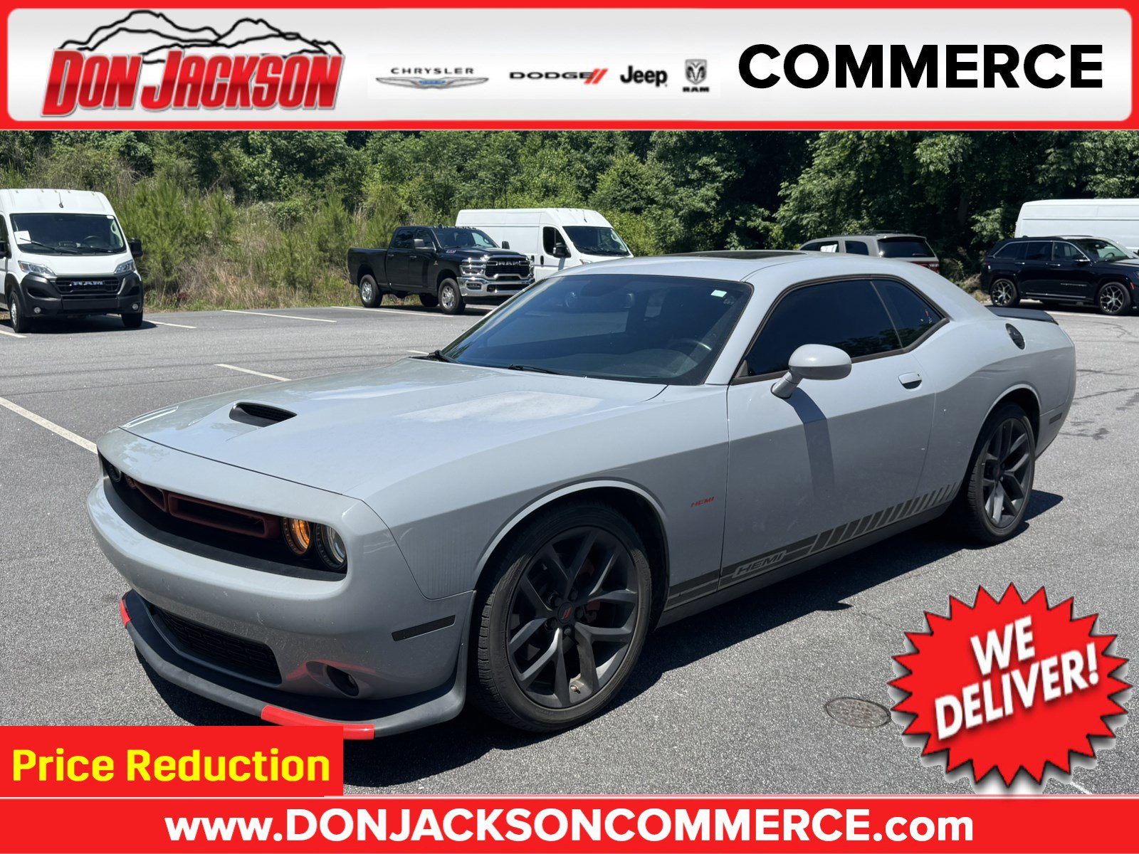 2022 Dodge Challenger R/T's photo