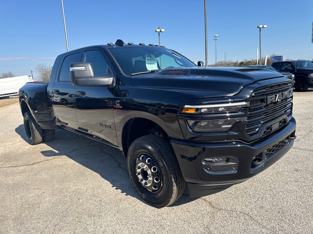 New 2026 Ram 3500 LARAMIE MEGA CAB 4X4 6'4 BOX Pickup