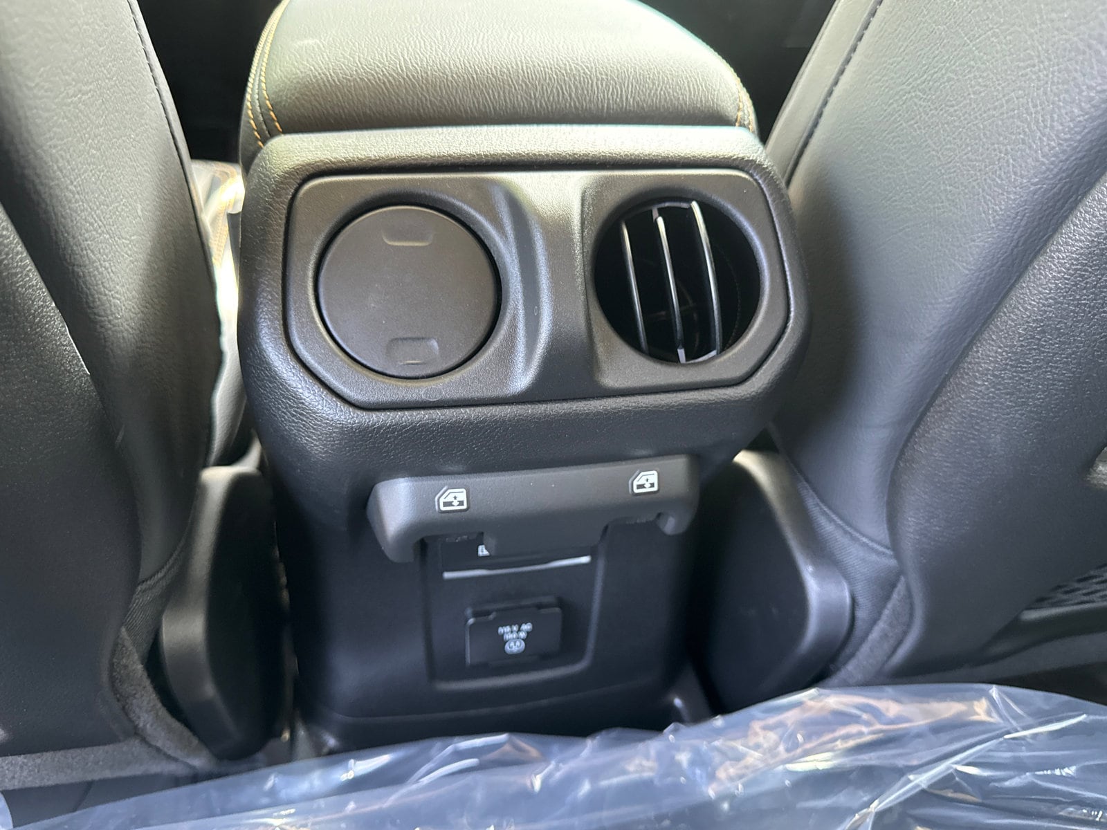 2026 Jeep Wrangler 4-Door Sahara - Photo 25