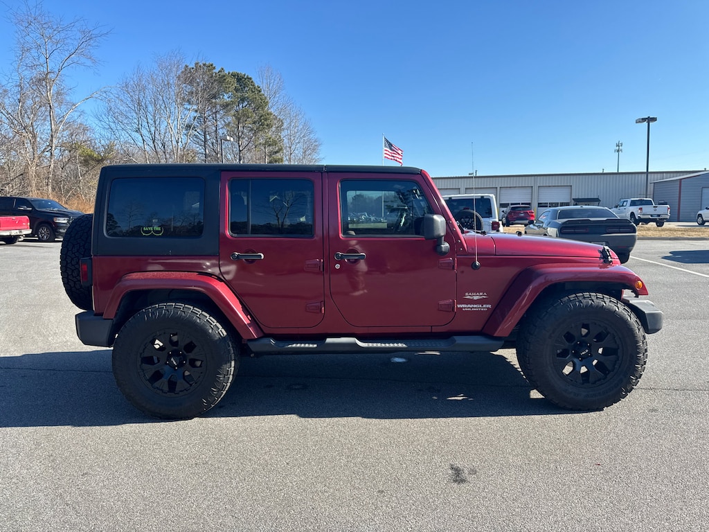 Used 2013 Jeep Wrangler Unlimited Sahara SUV