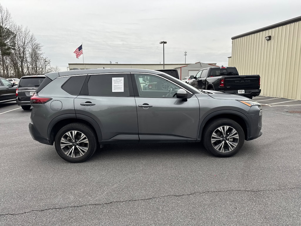 Used 2023 Nissan Rogue SV SUV