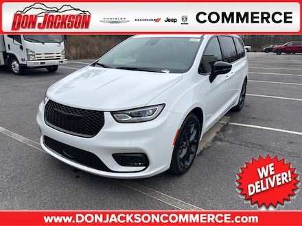 2026 Chrysler Pacifica SELECT Passenger Van