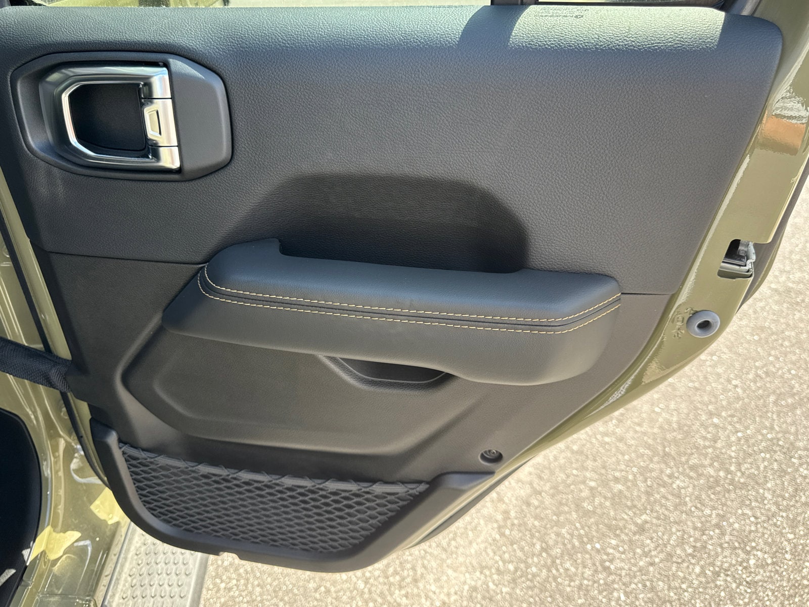 2026 Jeep Wrangler 4-Door Sahara - Photo 19