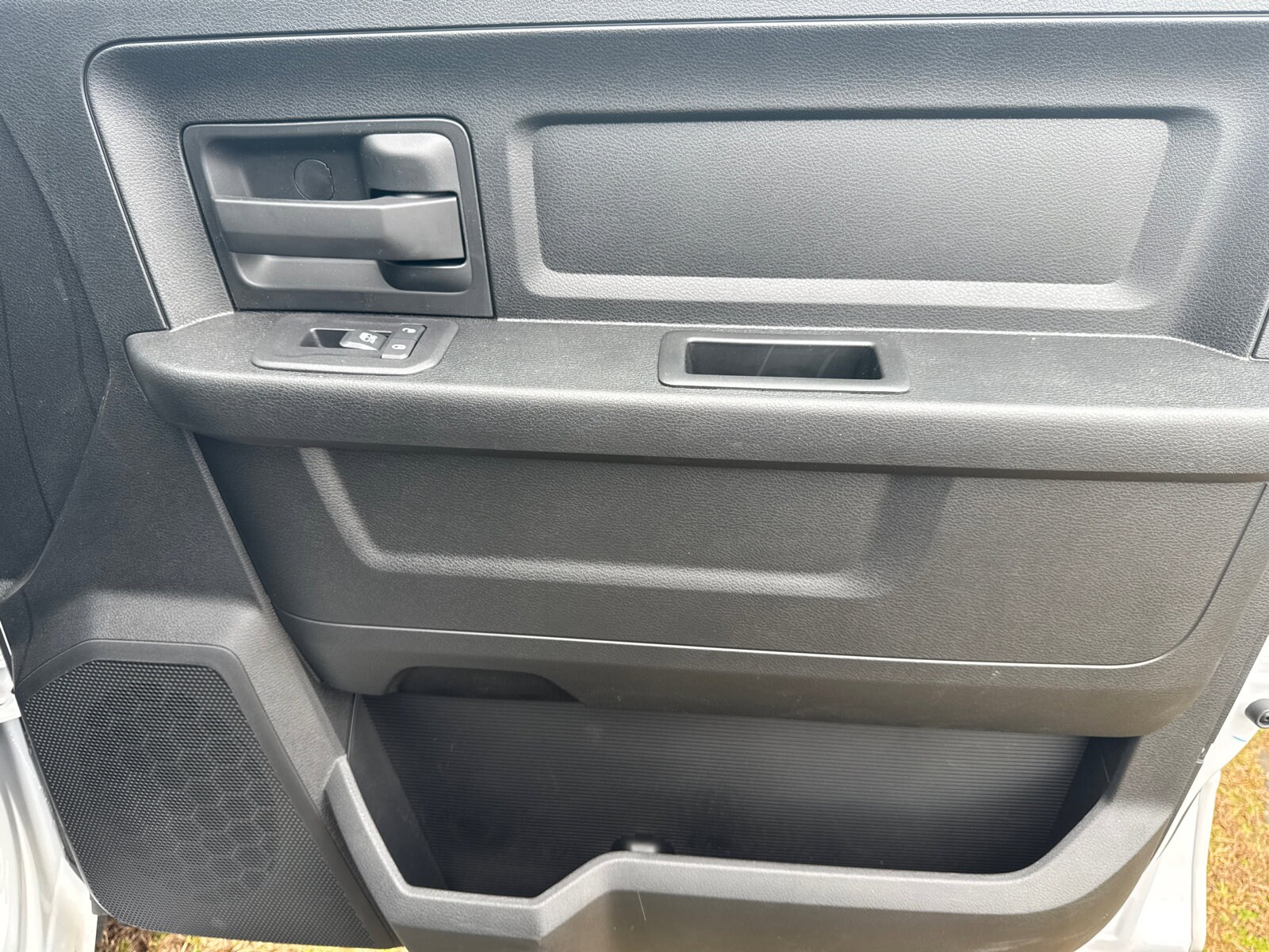 2026 RAM 3500 Chassis Tradesman - Photo 13