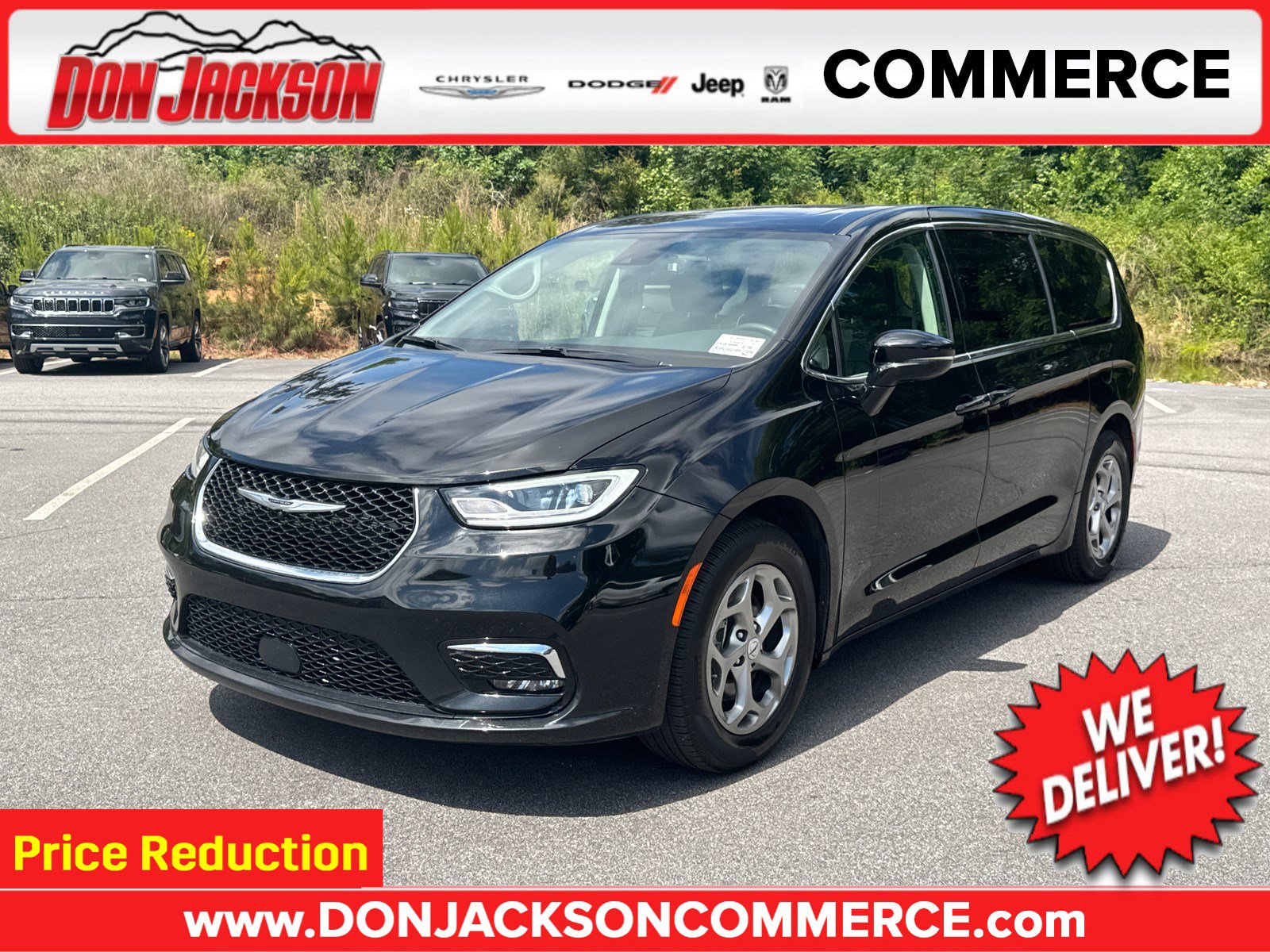 2024 Chrysler Pacifica Limited's photo