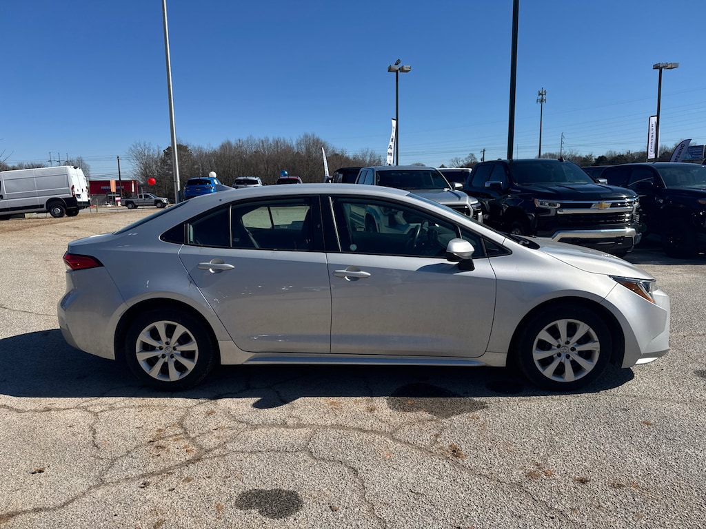 Used 2024 Toyota Corolla LE Sedan