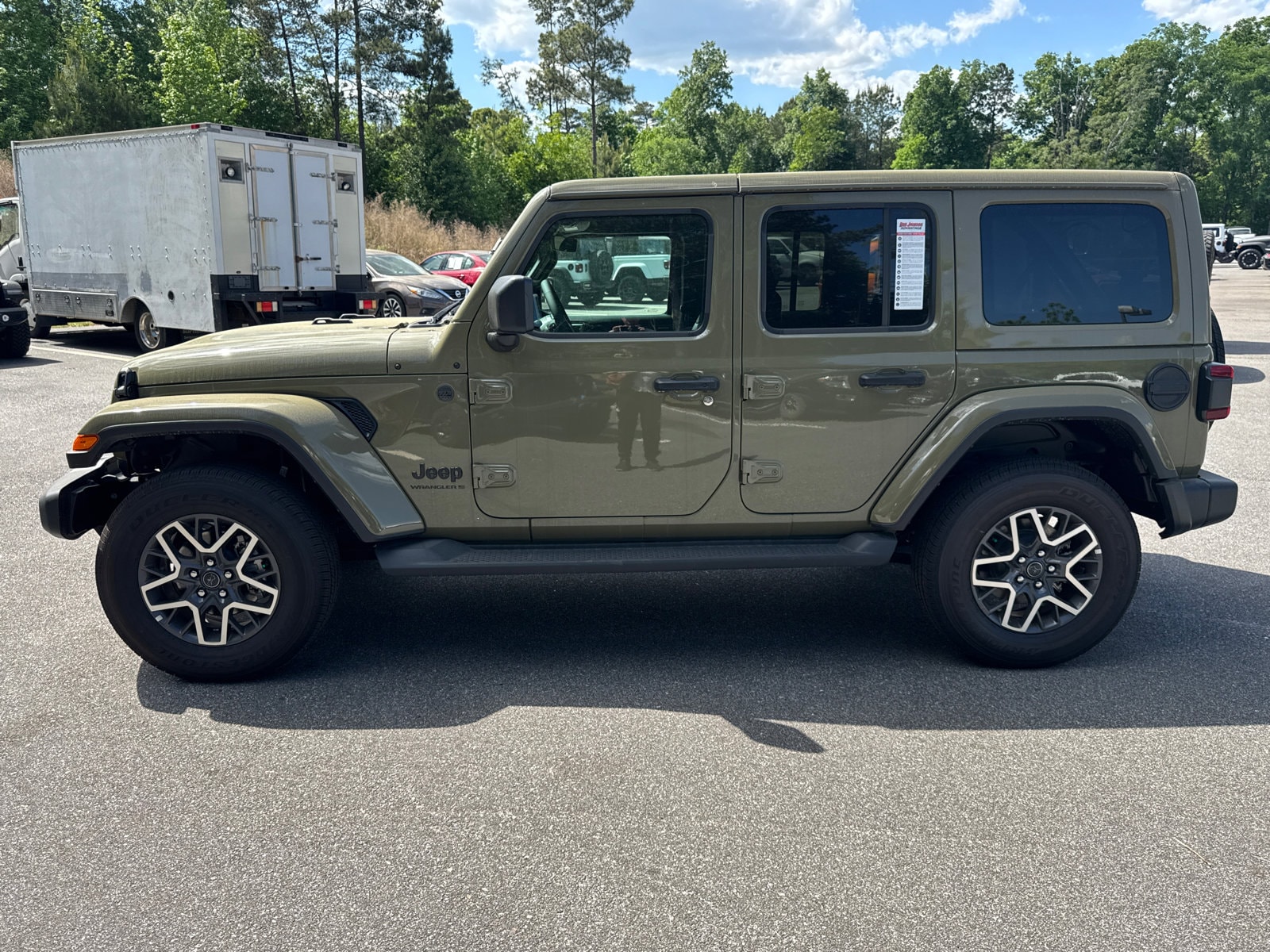 2026 Jeep Wrangler 4-Door Sahara - Photo 8