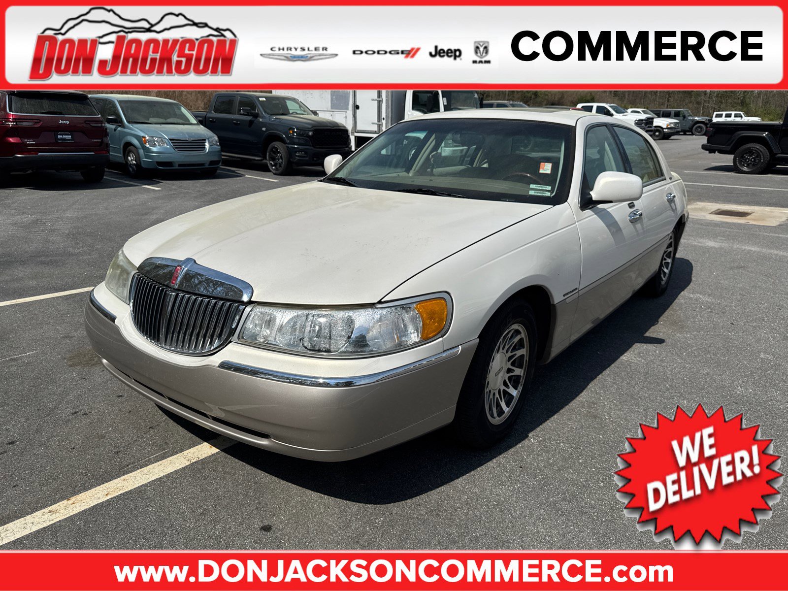 2001 Lincoln Town Car Signature