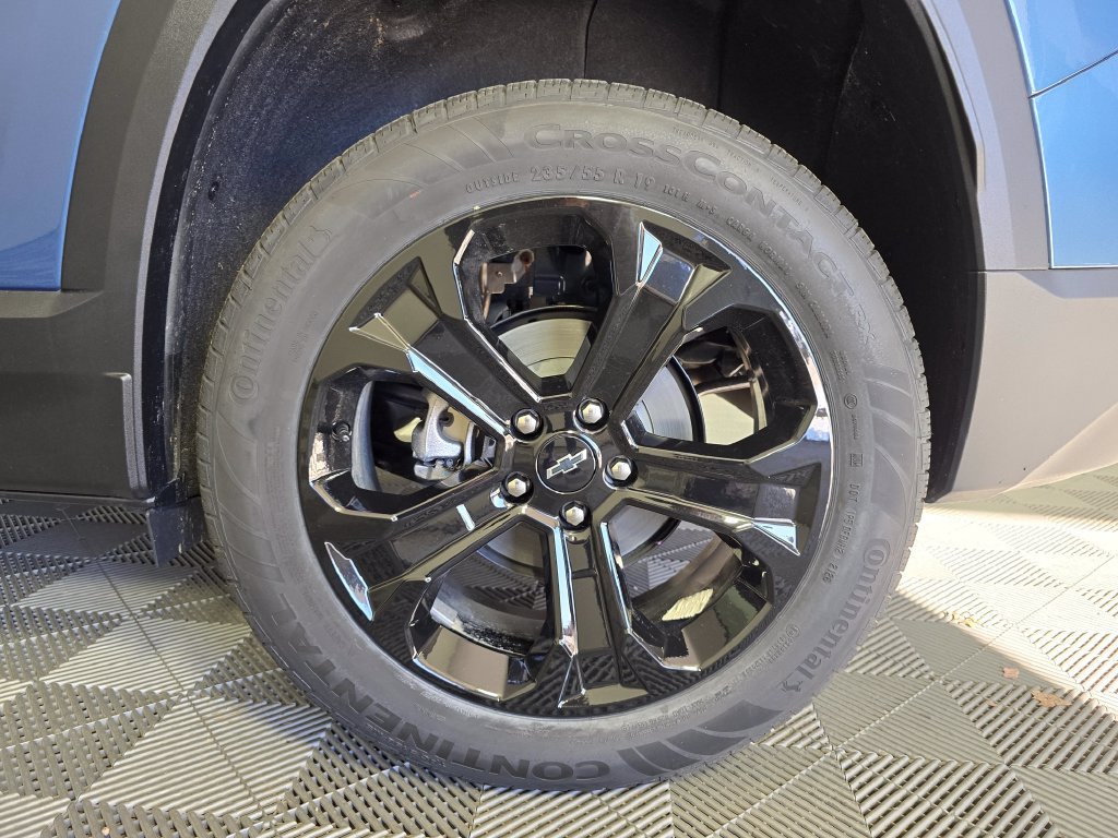 2027 Chevrolet Equinox LT - Photo 36