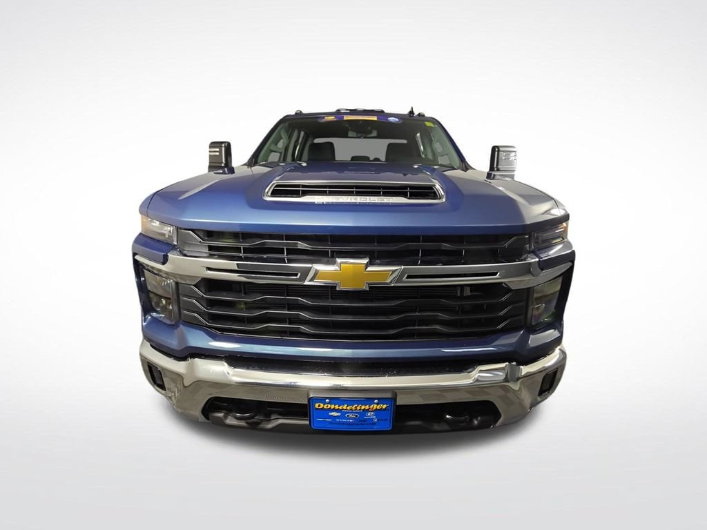 2026 Chevrolet Silverado 3500 HD LT - Photo 2